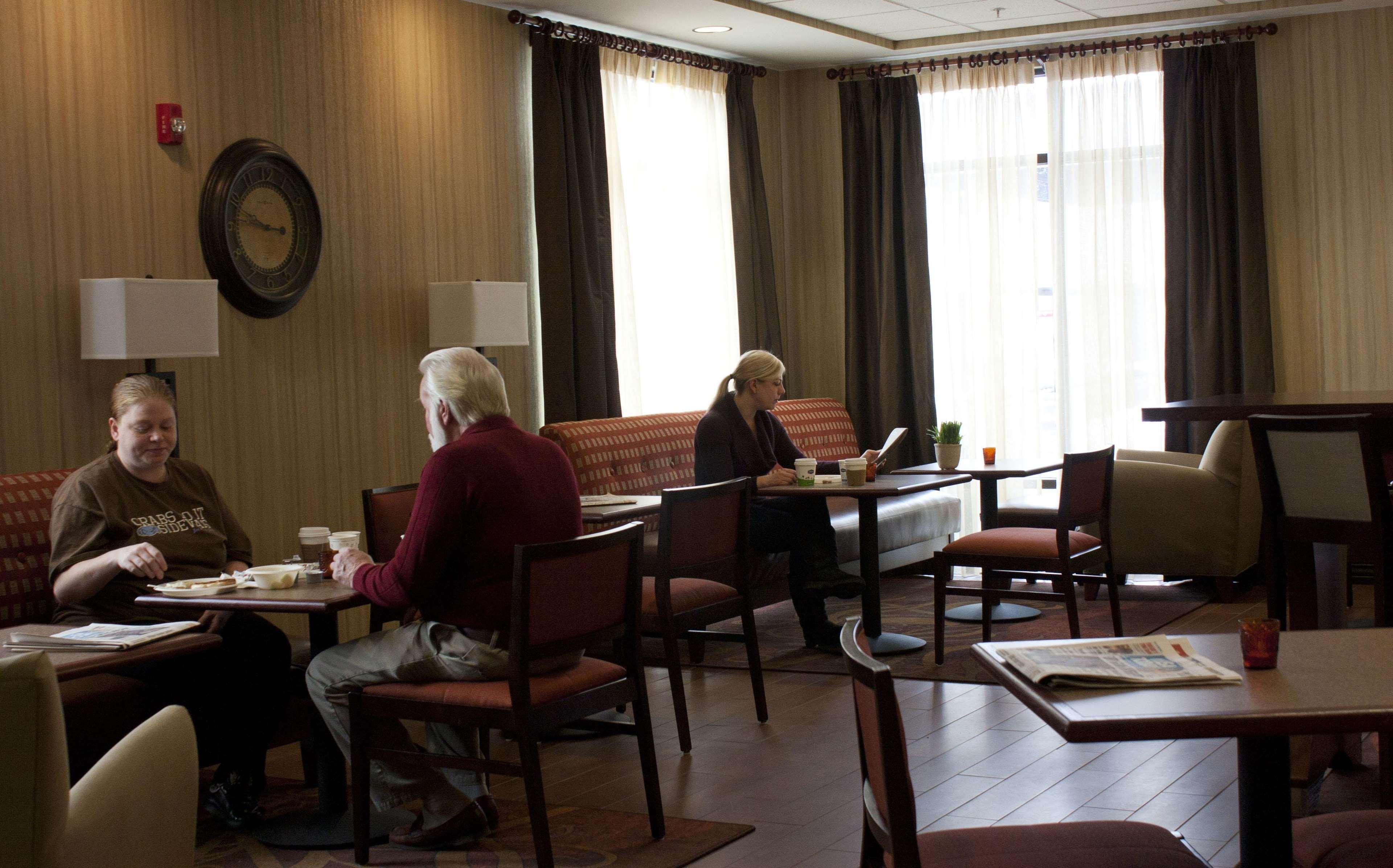 Hampton Inn - Берлінгтон Ресторан фото